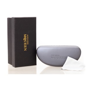 Аксесуари модель Case Mqueen Аксесуари модель Case Mqueen фото